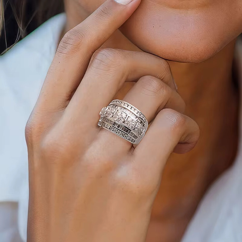 Huitan Ring, silberfarben, Zirkonia, Damen - Bild 2