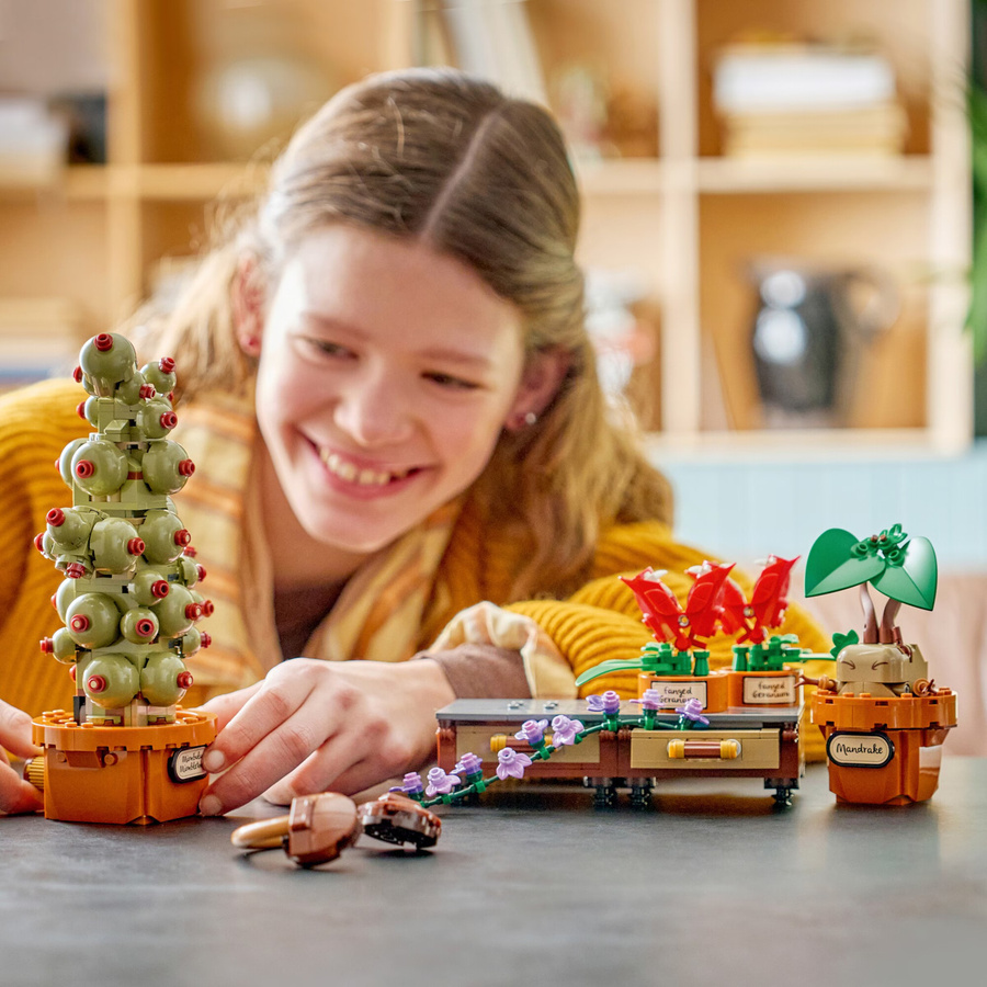 LEGO Harry Potter Kräuterkunde-Pflanzen ab 12 Jahren - Bild 4