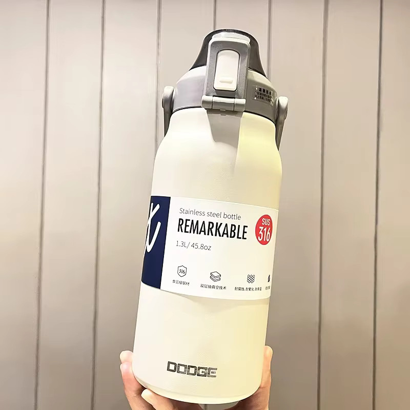 DODGE Thermo-Wasserflasche aus Edelstahl in Blau mit Strohhalm, 1300 ml - Bild 4