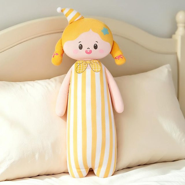 Yiran Toy Gestreiftes Plüschkissen Humanoide Form in Gelb Rosa Blau, Länge: 65 cm - Bild 1
