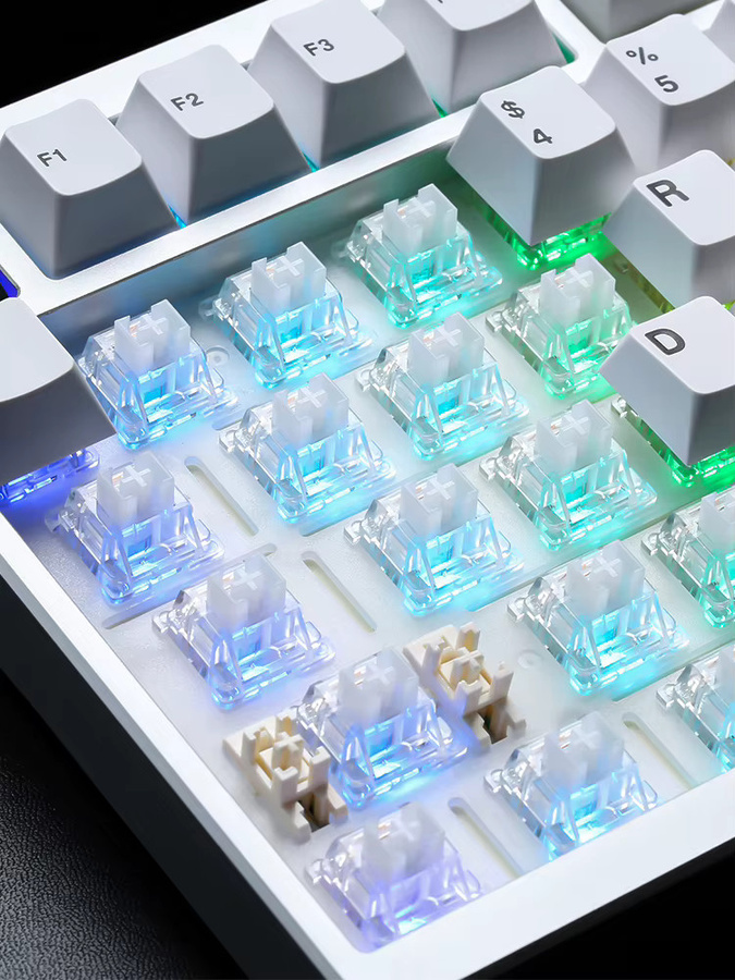 YUNZII Snow Linear Switches, 35 Stück transparente mechanische 5-polige Schalter für Hot-Swap-Gaming-Tastaturen und MX-Tastenkappen - Bild 3