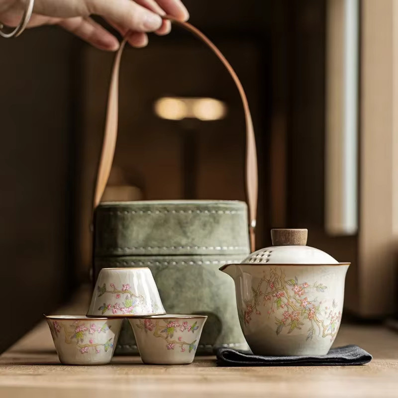 Mihuang Ru Kiln Keramik Teeset für unterwegs mit drei Tassen und floralem Design in Pfirsich Frühling Farbe - Bild 5