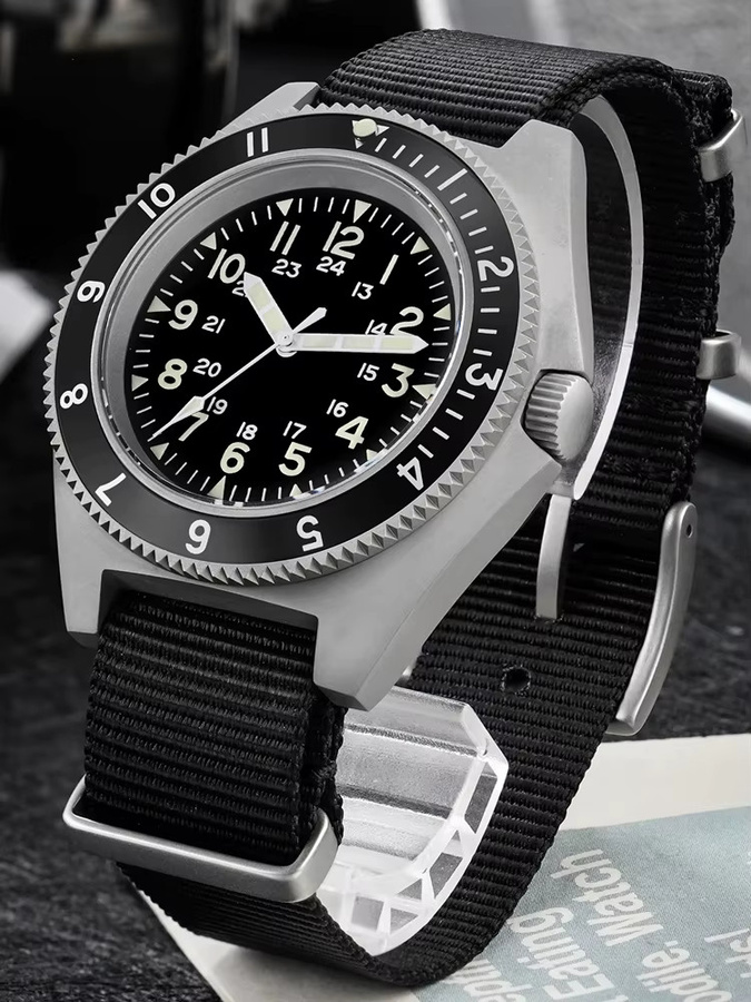 Watchdives Armbanduhr, Quarz, Edelstahl, Saphirglas, Herren - Bild 5
