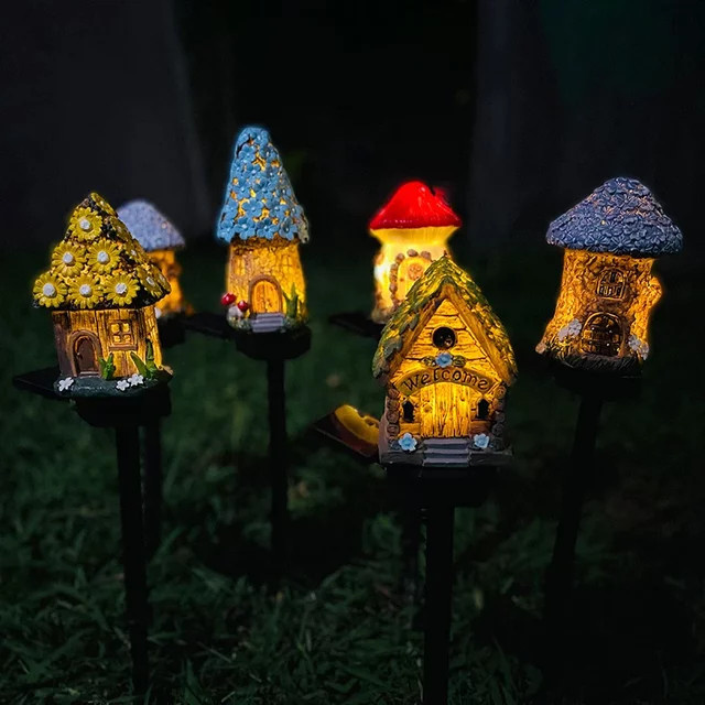 XIWANGFIRE LED Solar Miniatur Fee Haus Garten Deko aus Harz für Outdoor und Weihnachten - Bild 1