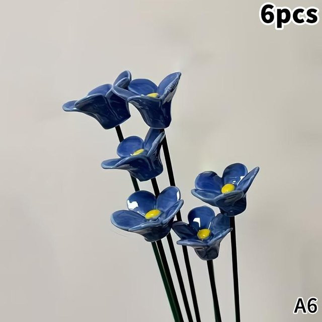 Handgefertigte Keramik Blumen Vergissmeinnicht von Rainbow Rain in Blau für die Wohnkultur im Innen- und Außenbereich - Bild 1