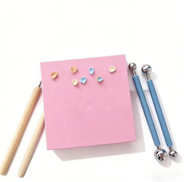 PLA-Arbeitsmatte mit Antihaftbeschichtung für Polymer-Ton in Gelb und Rosa, Breite: 10 cm, Tiefe: 10 cm - Bild 1