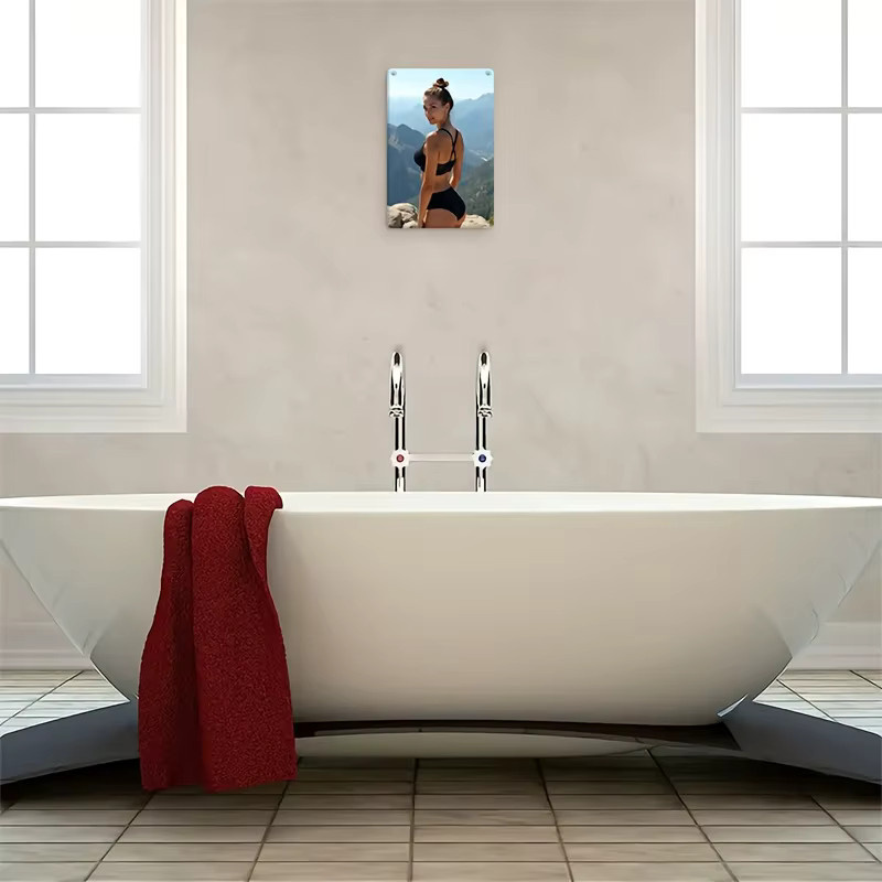 HELLOYOUNG Metallschild Bikini-Dame mit Bergblick in Schwarz, Wandkunst aus Eisen für Spa-Raum, Breite: 20,32 cm, Höhe: 30,48 cm - Bild 3