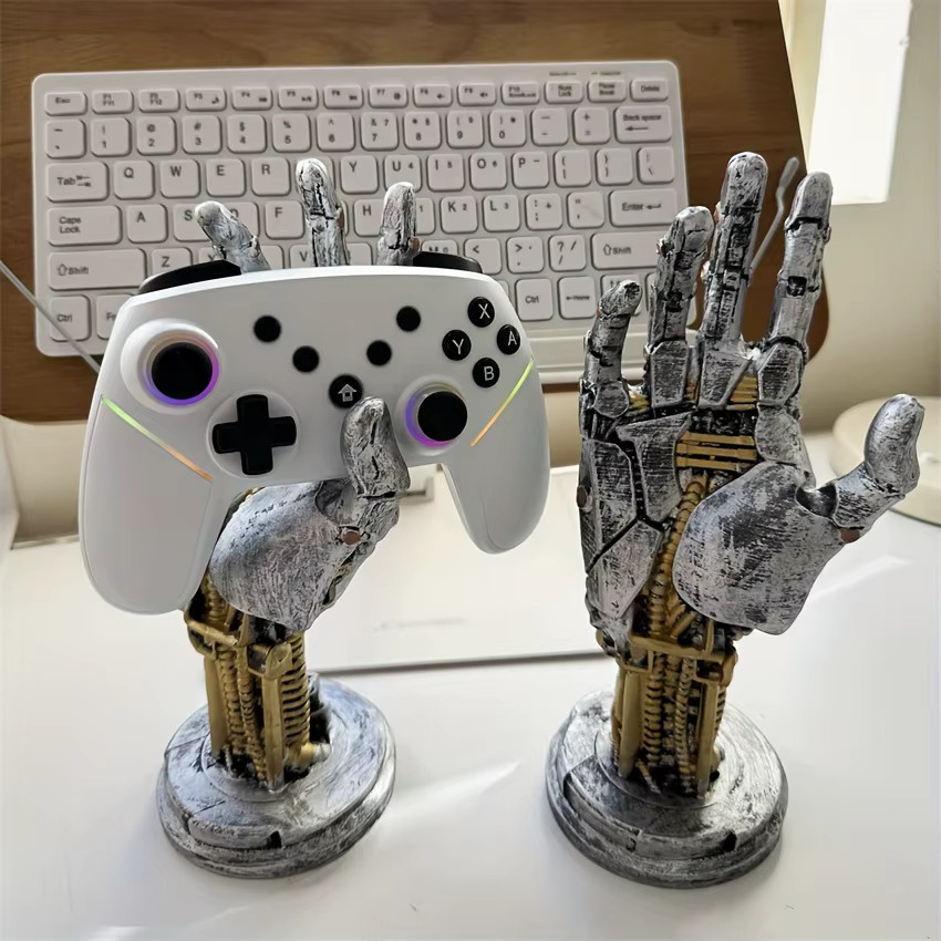 Cyberpunk 3D-Gamepad-Halter Roboter-Hand als Schreibtisch-Organizer in Silber aus Kunststoff - Bild 2