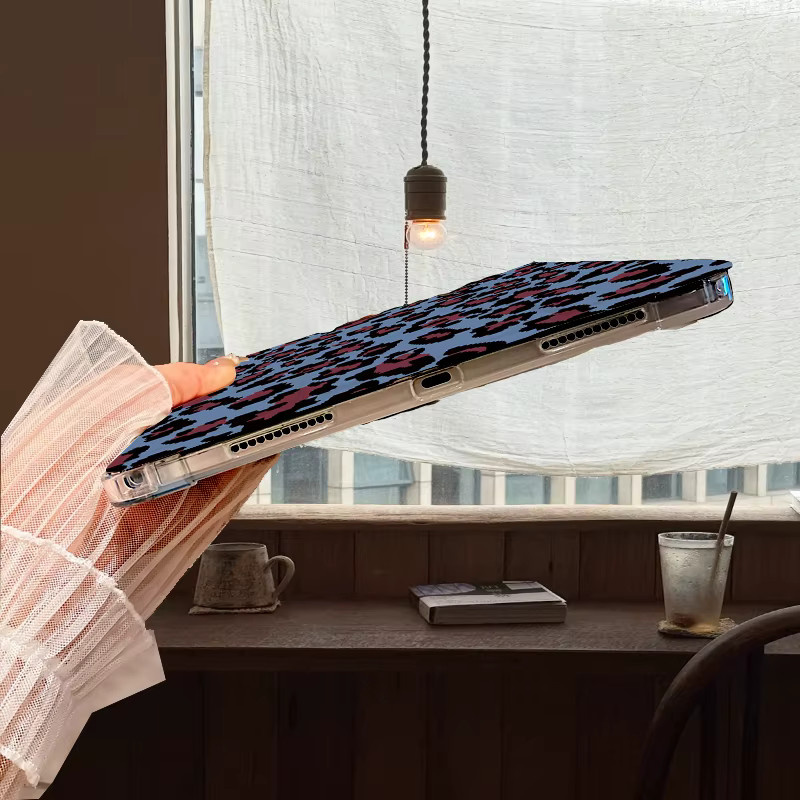 Apple iPad Tablet-Hülle mit Stifthalter in Blau und Weiß mit Leopardenmuster für iPad Pro 10/11 Zoll und iPad Air 3/4/5 Generation - Bild 4