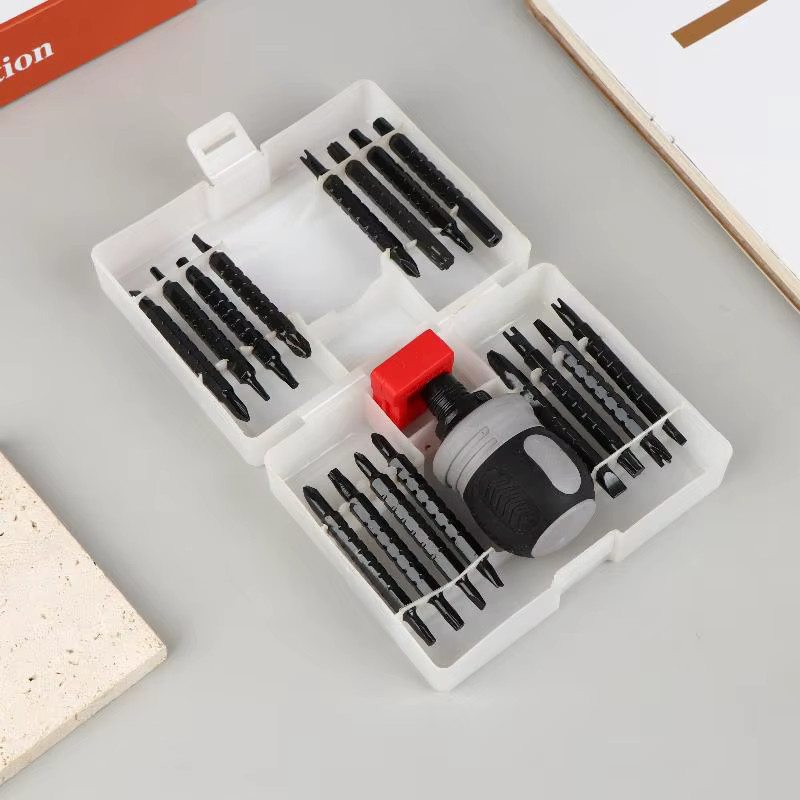 Multifunktionales Ratschenschraubendreher-Set mit kurzem Rettichkopf in Schwarz, 13,0 cm x 8,5 cm - Bild 3