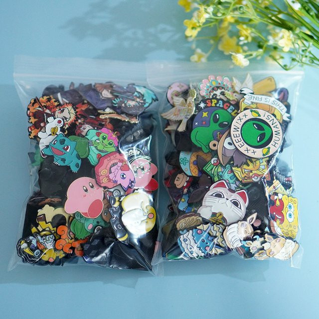 Bandai Anime Metall-Emaille-Pins, Broschen, 5-15 Stück, Bunt / Mehrfarbig - Bild 1