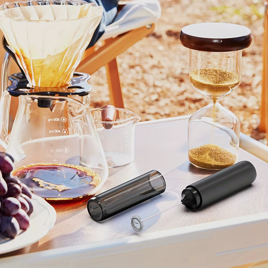 Kawu Elektrischer Milchaufschäumer Schwarz USB-wiederaufladbar mit Spritzschutz und Aufbewahrungsdeckel - Bild 2