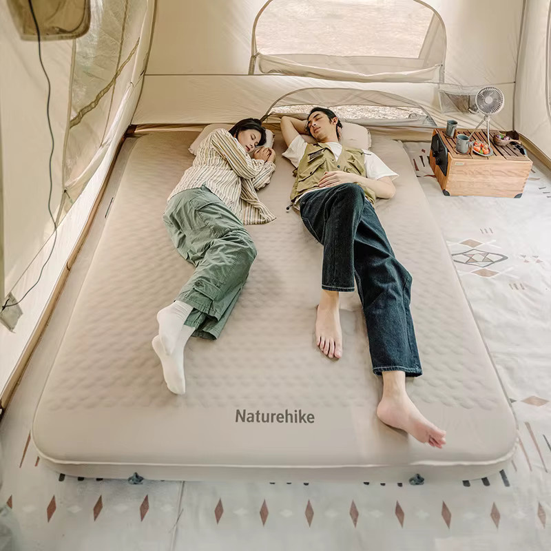 Naturehike Selbstaufblasende Camping Isomatte Doppelbett mit Kissen, Beige, Höhe: 12 cm - Bild 2