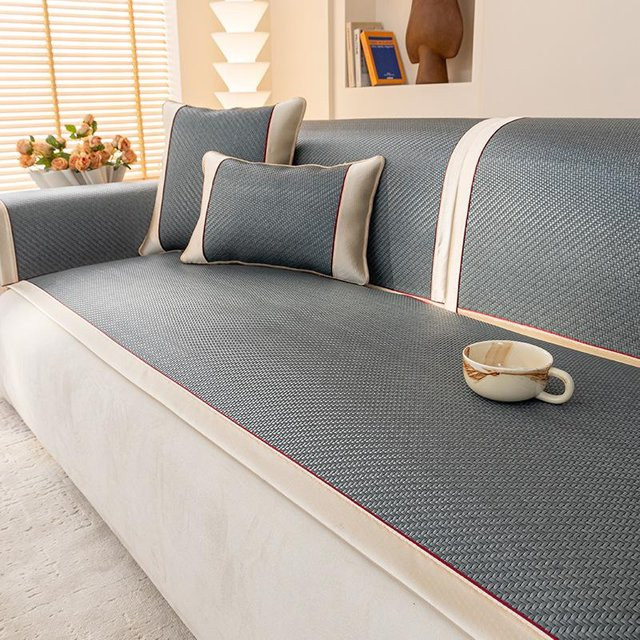 Rutschfeste Rattanmatte für dein Sofa aus natürlichem Bambus und Massivholz, Farbe: Grau, B/B: 80 x 80 cm - Bild 1