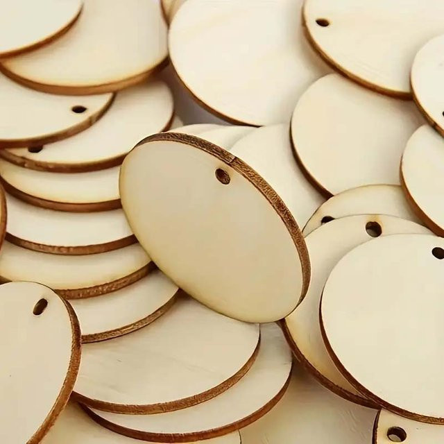 100 runde Holzkreise in Beige als Münzscheiben mit Loch für deine DIY-Bastelarbeiten und Dekorationen - Bild 1