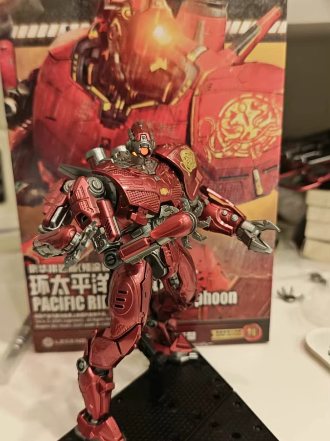 Empire Sky Studio Pacific Rim Gipsy Danger Crimson Typhoon, Montage-Actionfiguren, ab 14 Jahren - Bild 4