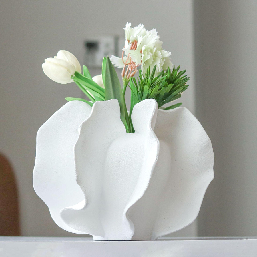 Moderne abstrakte Blütenblatt Vase als luxuriöses Deko-Ornament für Wohnzimmer und Hotel, Höhe: 25,0 cm, Breite: 21,0 cm, Tiefe: 25,0 cm - Bild 2