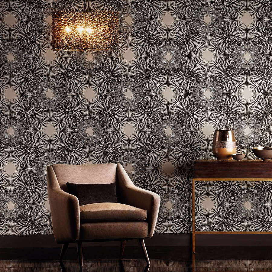 Harlequin Tapete Shore in Truffle mit geometrischem Art Deco Design in Gold, Silber und Grau - Bild 1