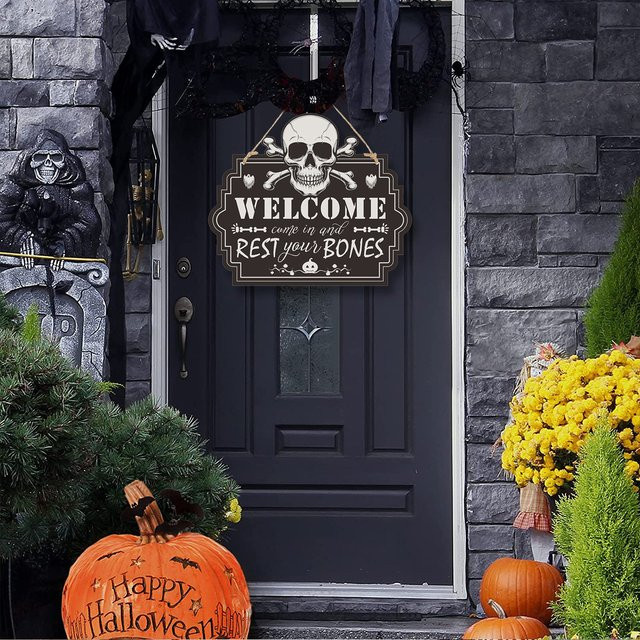 Dekorative Halloween Spukhaus-Hängeverzierung im rustikalen Holzstil mit Kürbis- und Totenkopf-Design - Bild 1