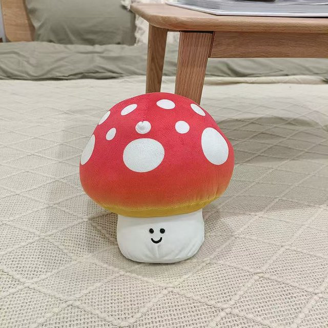 Yiran Health & Beauty Pilzpuppe Plüschtier, 20cm, ab 14 Jahren - Bild 1