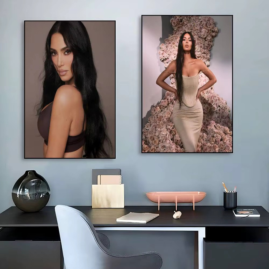 Retro Kim Kardashian Film-Poster als Aufkleber aus Kraftpapier in Braun und Multicolour, Rechteckig, Breite: 15,0 cm, Höhe: 10,0 cm - Bild 3