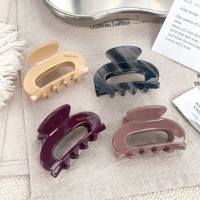MEPHINA Haarschmuck Acetat-Clip, Buchstabe, hohl - Bild 1