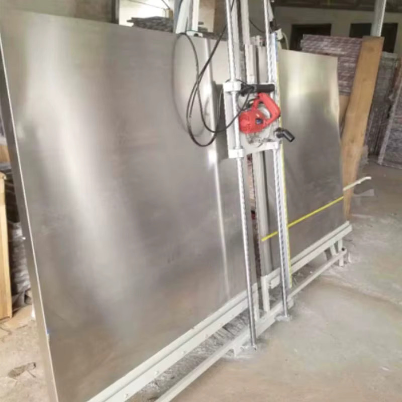 CNC Vertikale Panel Säge Maschine für präzises Holzschneiden und Nuten in Silber - Bild 5