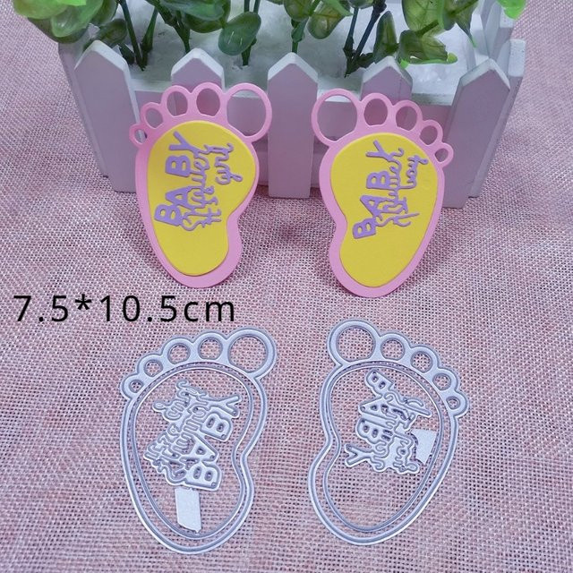 Stanzform Baby Fuß aus Metall in Silber für Bastelarbeiten und Fotoalben - Bild 1