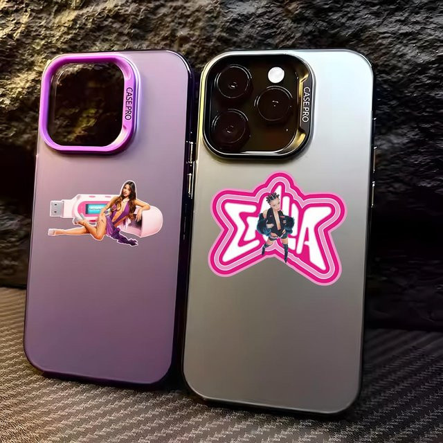 Emilia Mernes Designer Handyhülle für iPhone 17 16 15 14 13 12 11 Pro Max Matt Laser Aurora Funda - Bild 1