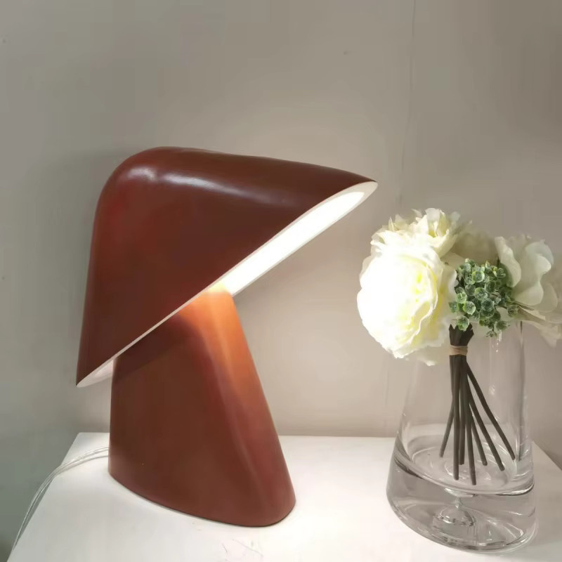 JIANKEXING LED Schreibtischlampe in Braun mit warmweißem Licht, minimalistisches Design aus Harz für Schlafzimmer, Wohnzimmer und Home Office - Bild 3