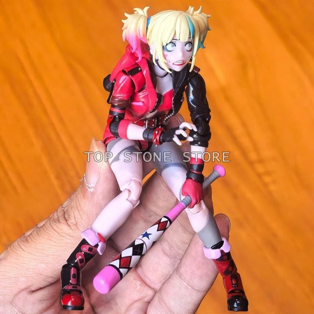 Revoltech Suicide Squad Harley Quinn Actionfigur, 15cm, Kunststoff - Bild 1