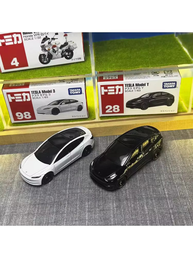 Takara Tomy Tomica Tesla Model Y, Model 3, Cyber Truck, Automodell Replika, Metall - Bild 1