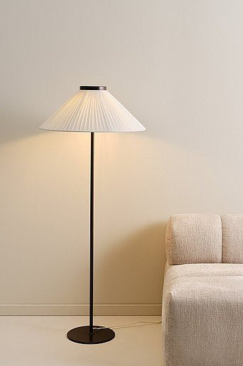 Jotex ALVAR Stehlampe in Braun und Weiß aus Metall mit Stoffschirm und E27 Fassung, Höhe: 145 cm - Bild 1