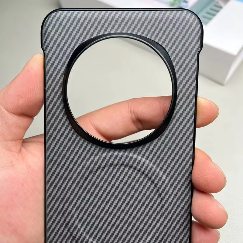 Handyhülle aus Kohlefaser mit Magnet für Huawei Honor Magic 7 Pro, Magic 7, 6, 5 und 4 Pro Lite in Schwarz - Bild 2