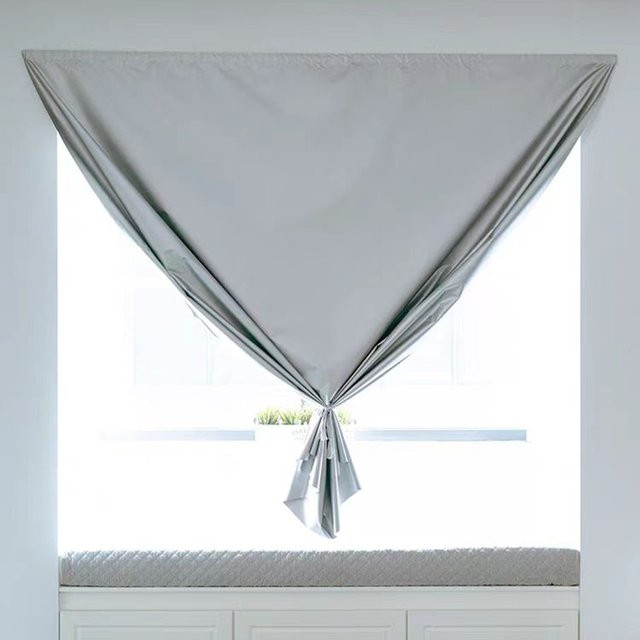 Selbstklebender Verdunkelungsvorhang aus Stoff, thermoisolierend, Silber, B: 140 cm, H: 70 cm - Bild 1