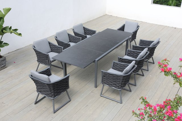 OUTFLEXX Garten-Essgruppe aus Aluminium in Anthrazit mit Ausziehtisch und 8 Sesseln - Bild 1