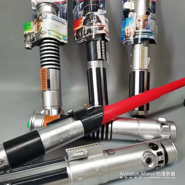 Hasbro Star Wars Einziehbares Lichtschwert Wurfschwert - Bild 1