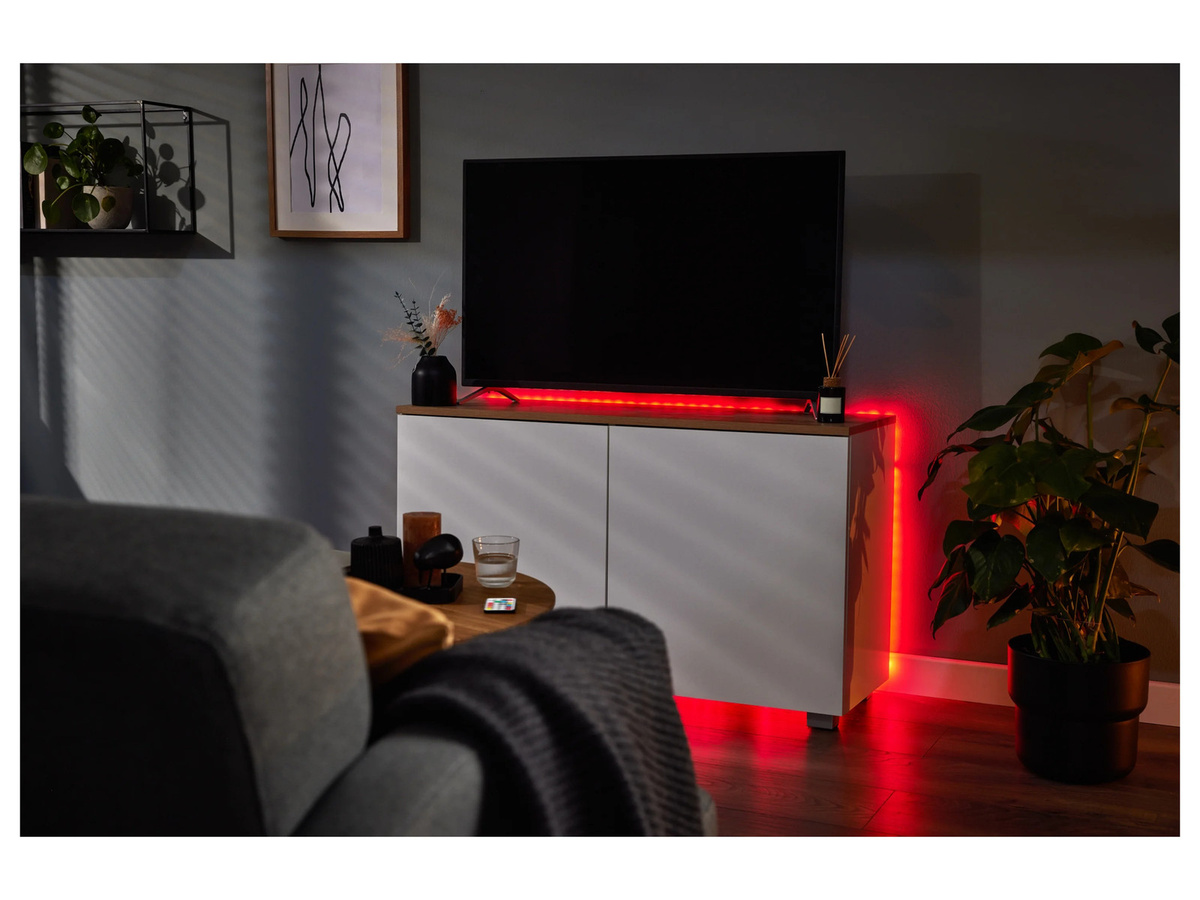 LIVARNO HOME RGB LED-Band 5 m, dimmbar mit Fernbedienung, Multicolor und Weiß, selbstklebend und kürzbar - Bild 3