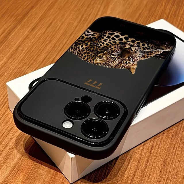 Stoßfeste Silikon-Handyhülle mit Leoparden- und 777-Buchstabenmuster für Apple iPhone, Farbe: Schwarz - Bild 1