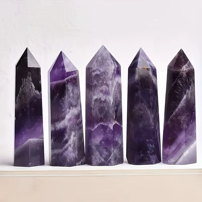 Dekorativer Amethyst Kristallturm von STONE BROTHERS in Lila mit Familienmotiv - Bild 2