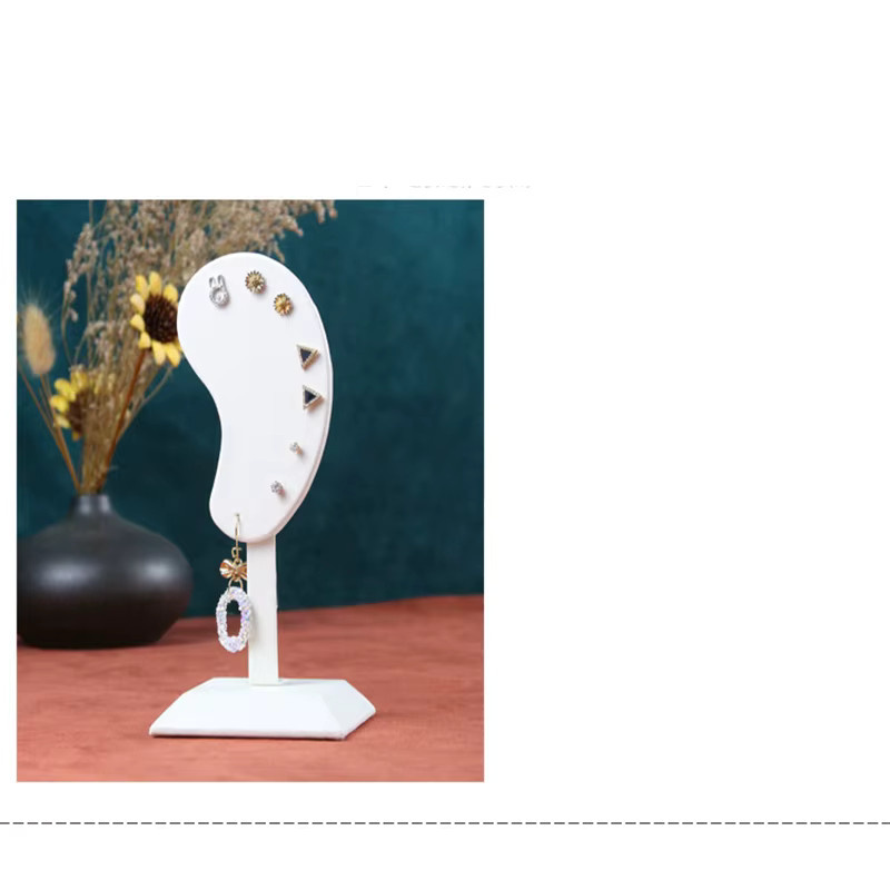 Schmuck Display Rack von luckyiasv aus Samt und PU in Grau zur Präsentation von Ohrsteckern und Anhängern - Bild 3