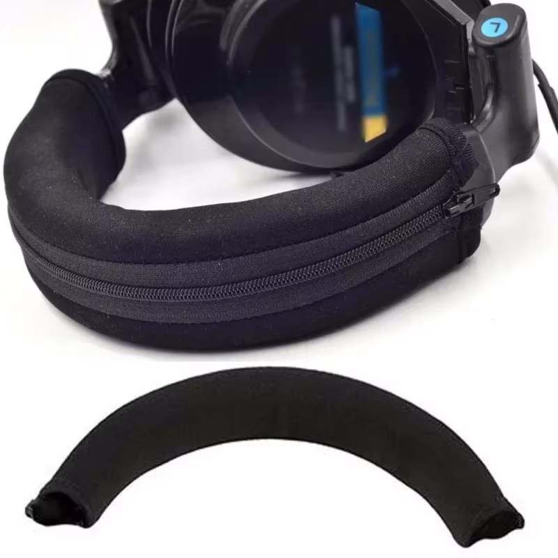 Schutzhülle mit Reißverschluss für Audio Technica Kopfhörer als Kopfband-Kissen Pad in Schwarz, passend für ATH MSR7, M50X, M40X, M30 und M20X - Bild 3