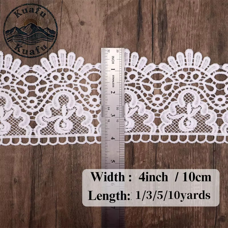 Weißes Spitzenband aus Milchseide mit floraler Bestickung und Lochmuster, Breite: 10 cm - Bild 3