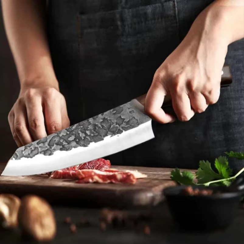 GuanQi Hackmesser aus Edelstahl mit Holzgriff für Fleisch, Geflügel und Gemüse in Silber - Bild 3