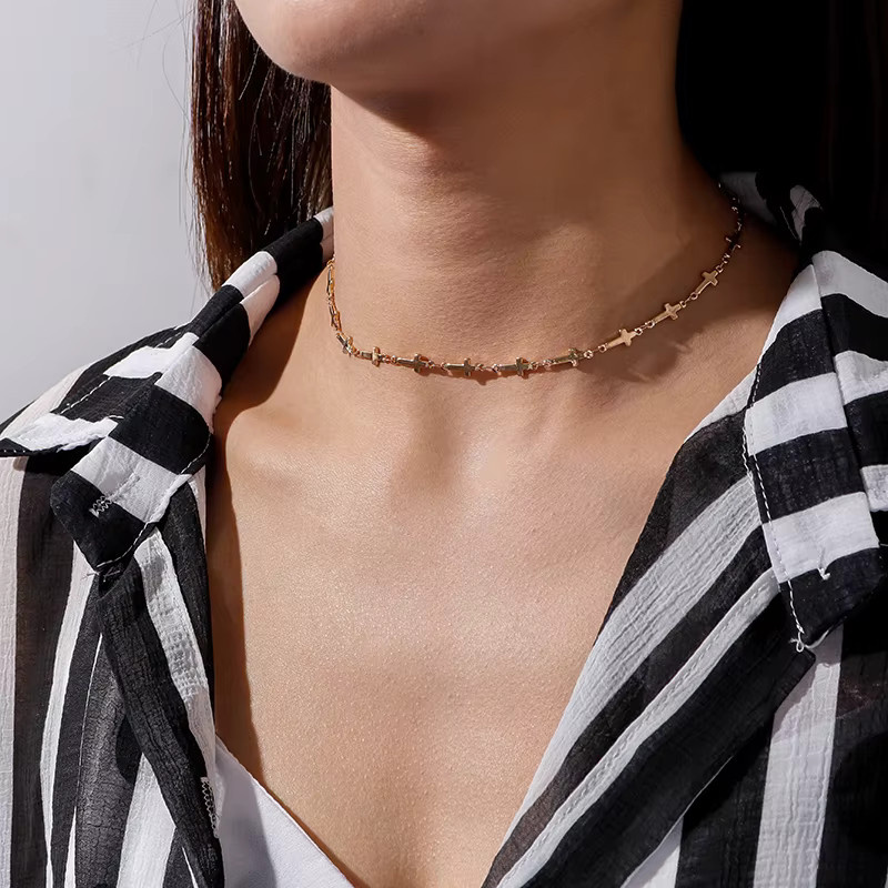 Aihua Halskette mit Kreuz Anhänger, Gold, Damen, Vintage - Bild 2