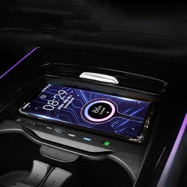 Carinway 15W Wireless Auto-Ladegerät für Mercedes Benz W177 W188 W247 GLA CLA GLB in Schwarz - Bild 1