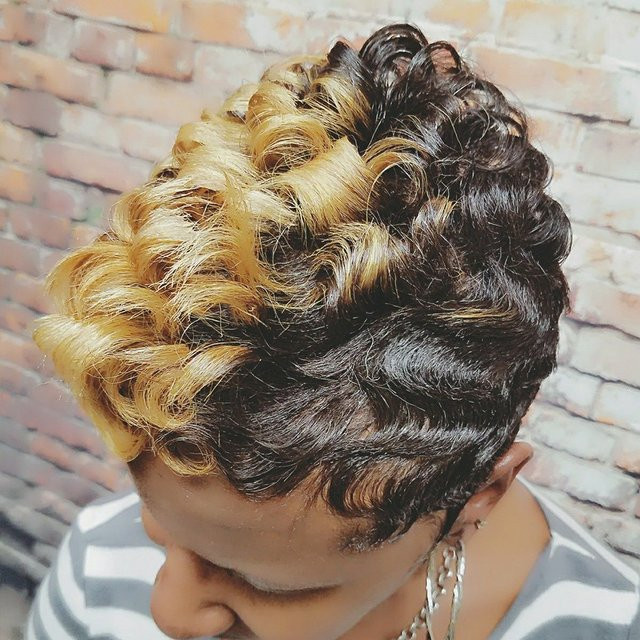 OYM HAIR Pixie Perücke, kurze lockige Echthaar-Perücke, Farbe 1B27, Damen - Bild 1