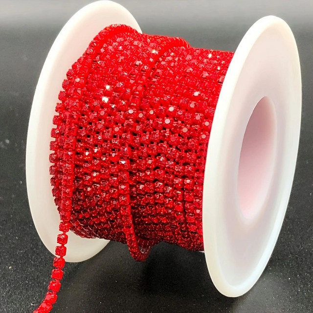 10 Yards Lt. Siam Glas Strass Kette in Rot mit aufgenähbaren Steinen für Kleidung und Zubehör - Bild 1