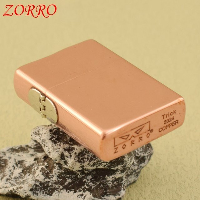 ZORRO Kerosin-Feuerzeug Zweite Generation mit verbessertem externem Scharnier in Orange und Gold - Bild 1