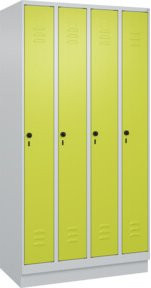 C+P Spind Classic PLUS Garderobenschrank mit Sockel, 4 Abteile, Sicherheits-Drehriegel, 3 Garderobenhaken, Farbe Grau/Grün, H x B x T: 195 x 100 x 50 cm - Bild 1